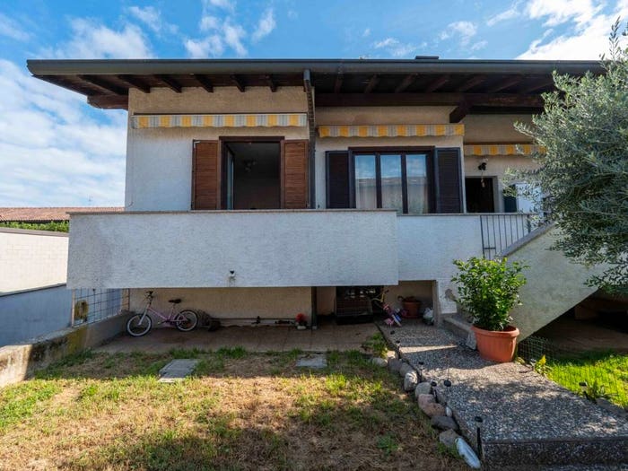 Casa trilocale in vendita in Cascina santa maria, Centro, Cislago