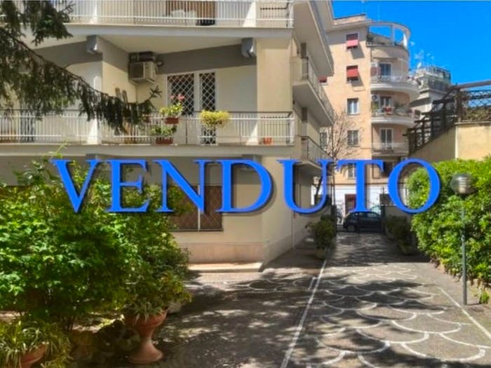 Appartamento bilocale in vendita in Via Duchessa di Galliera, Monteverde Nuovo, Roma