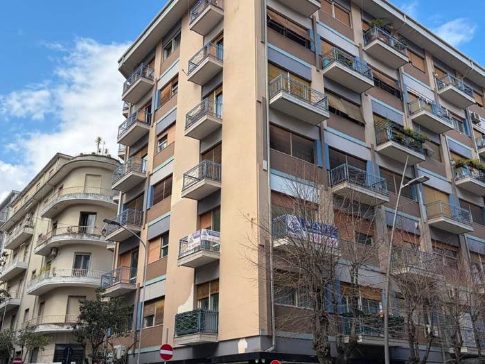 Appartamento bilocale in vendita in Viale degli Alimena, Centro, Cosenza