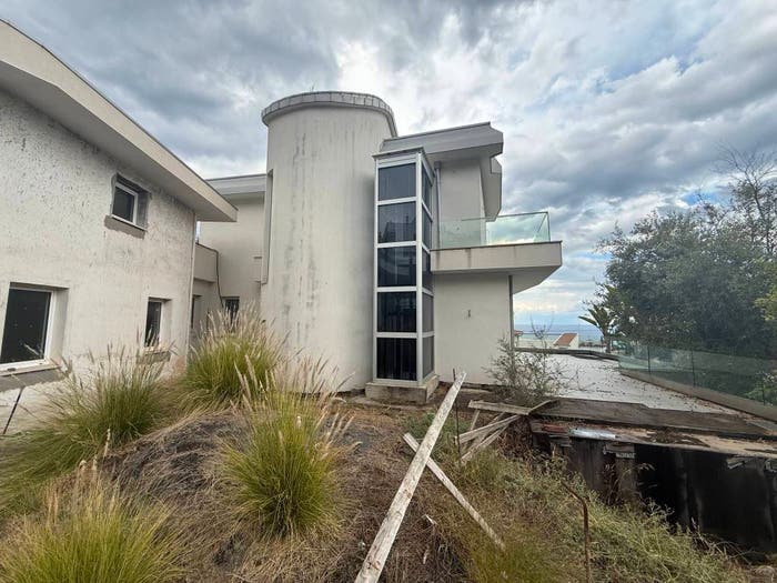 Casa con 6 locali in vendita in Via Litteri, Aci Trezza, Aci Castello