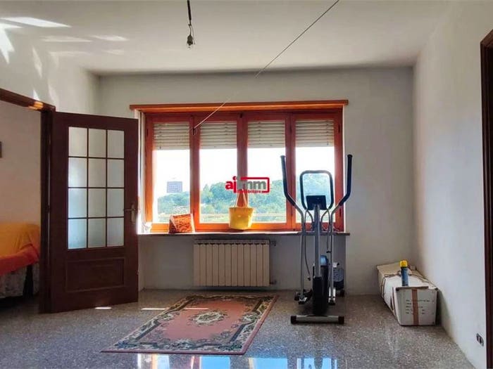 Appartamento con 6 locali in vendita in Via Delle Serre, Pontegrande Sant'Elia, Catanzaro