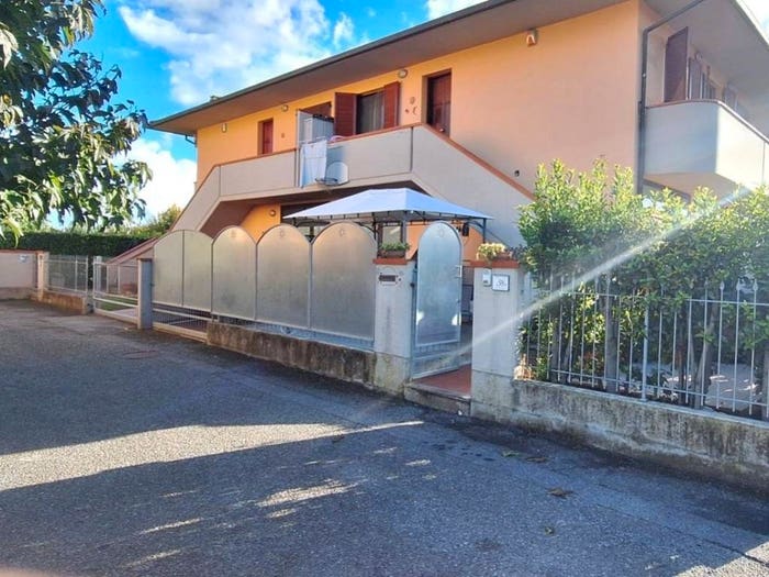 Casa con 6 locali in vendita in Via Mezzopiano, Centro, Capannoli