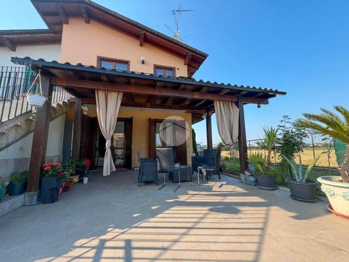 Appartamento trilocale in vendita in Via Santa Giustina, Sant'Antonio Bredazzane, Montichiari