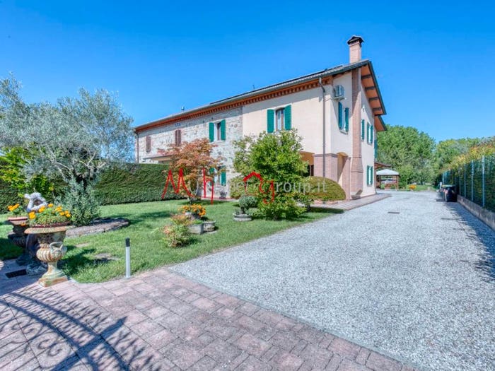 Casa quadrilocale in vendita in Via Romana Aponense, Paltana Mandria, Padova