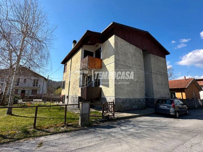 Appartamento trilocale in vendita in Località Frascheri, Bardineto