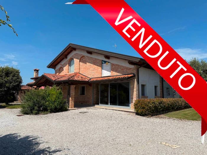 Casa con 6 locali in vendita in Via Molini, Muzzana del Turgnano