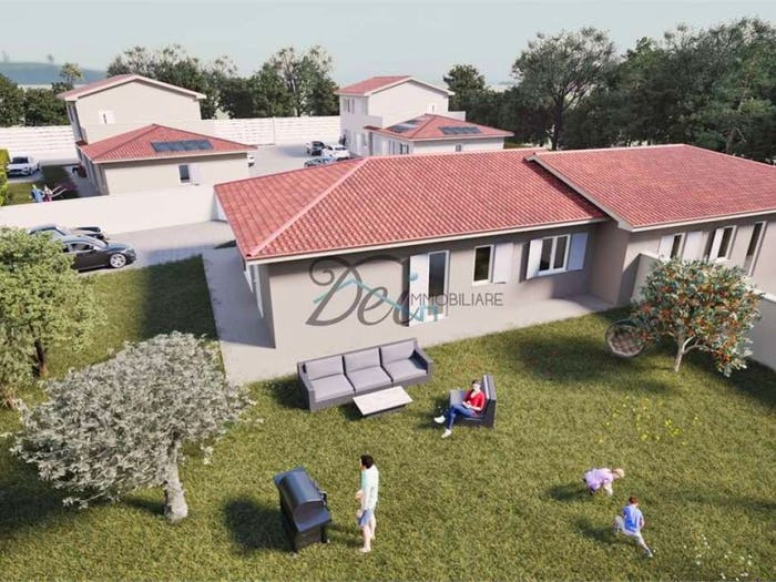 Casa con 6 locali in vendita in via don eugenio d alessandro, Collodi Ponte all'Abate Monte a Pescia, Pescia