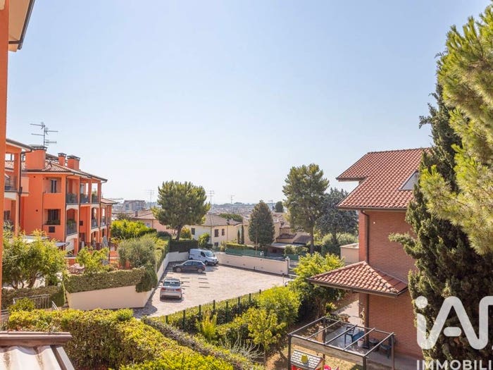 Appartamento con 5 locali in vendita in Viale Villa Eugenia, San Marone San Giuseppe Risorgimento, Civitanova Marche
