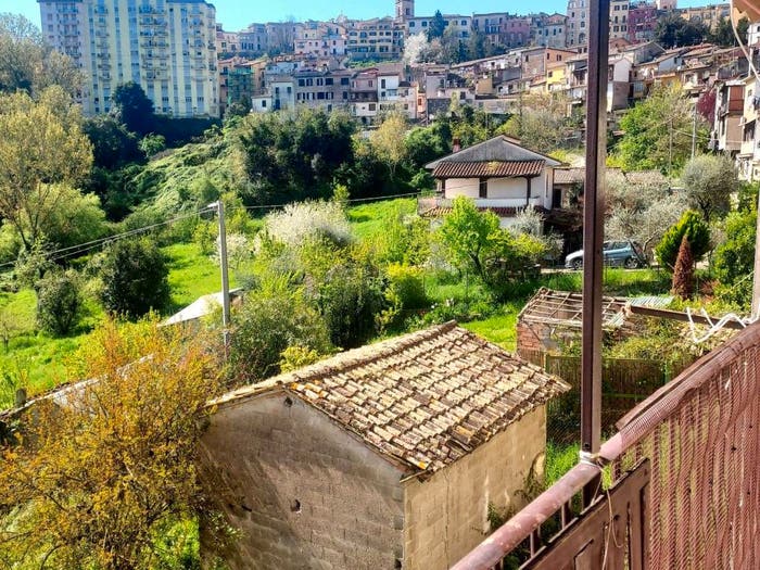 Appartamento quadrilocale in vendita in Via Vincenzo Ferrarelli, Centro, Frosinone