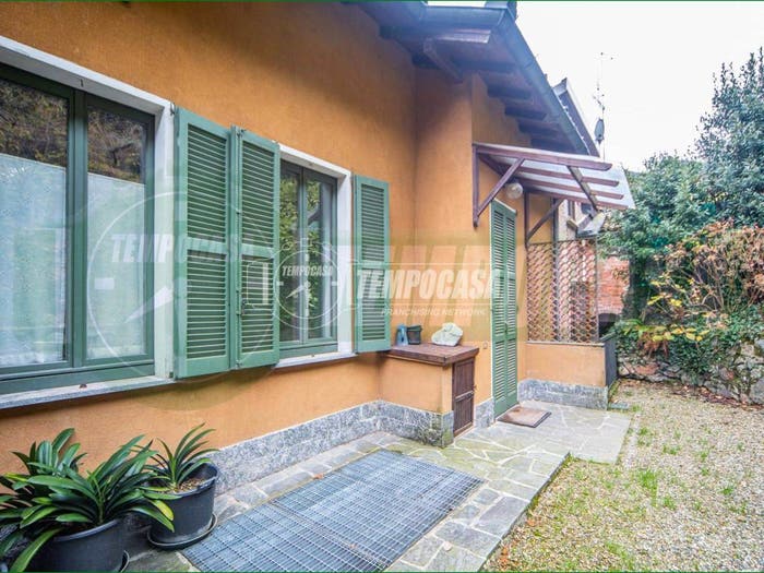 Appartamento quadrilocale in vendita in Via Giuseppe Bianchi, Induno Olona
