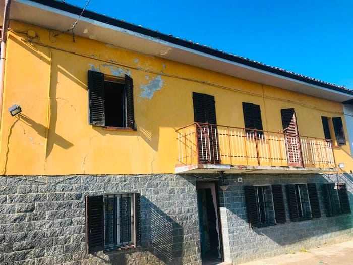 Casa quadrilocale in vendita in Via Gavelli, Castelnuovo Calcea
