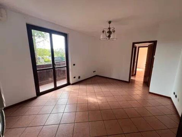 Appartamento bilocale in vendita in Via I Maggio, Trezzano Rosa