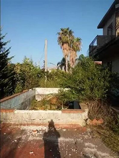 Casa con 8 locali in vendita in Via delle Farfalle, Carini