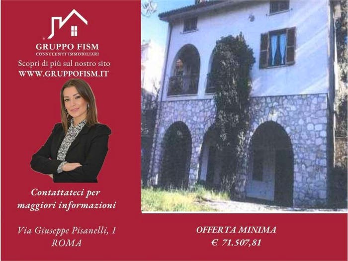 Appartamento con 6 locali in vendita in Via Farense, Toffia