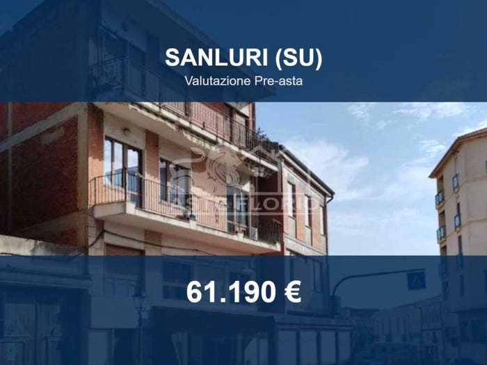 Appartamento con 6 locali in vendita in Via Carlo Felice, Centro, Sanluri
