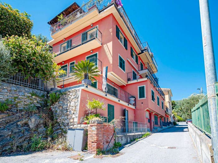 Appartamento trilocale in vendita in Regione Massabò, Via Solva Santa Croce, Alassio
