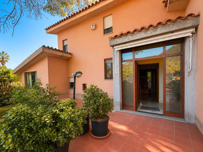 Casa con 6 locali in vendita in Strada, Poggio Dei Pini, Capoterra