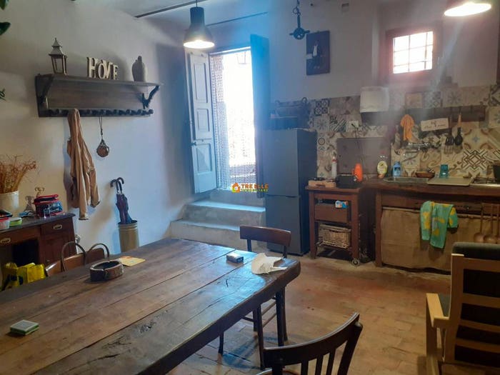 Casa trilocale in vendita in Via Calvario, Andretta