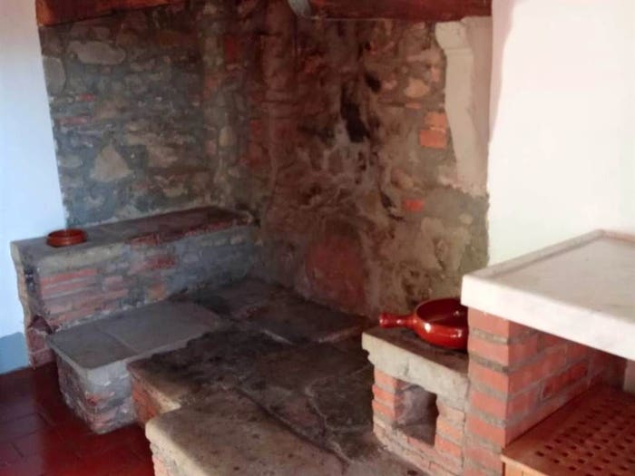 Casa con 6 locali in vendita in via montalbano, San Baronto, Lamporecchio