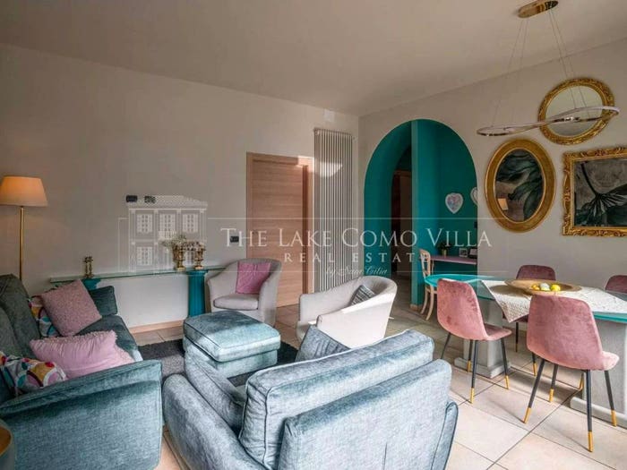 Appartamento trilocale in vendita in Como, Centro, Menaggio