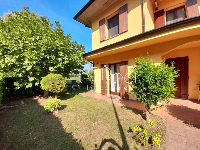 Casa con 6 locali in vendita in Via Bolzano, Lunetta Frassino, Mantova