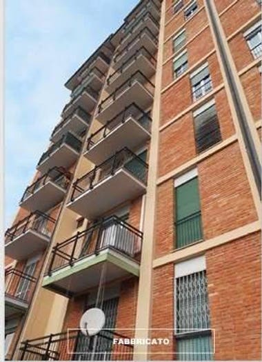 Appartamento trilocale in vendita in Via Adolfo Omodeo, Gallaratese, Milano