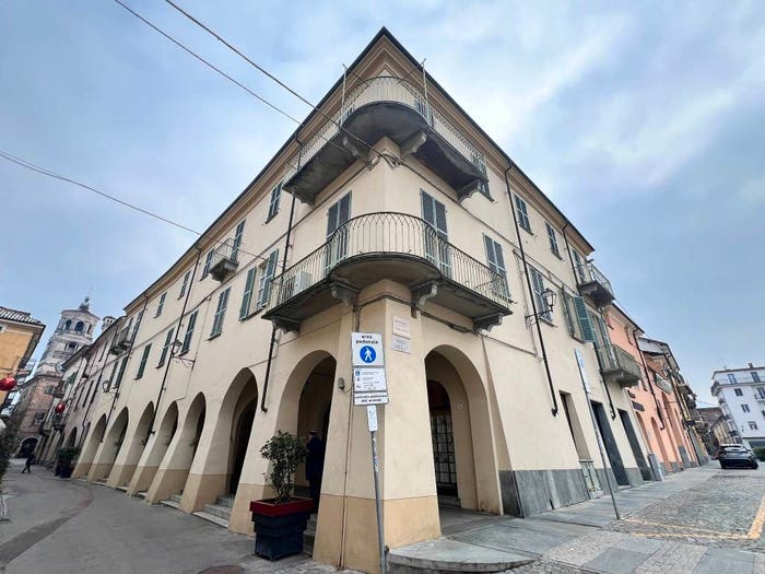 Casa in vendita in Piazza Castello, Centro, Fossano