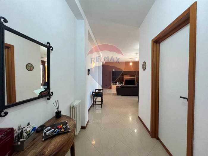 Appartamento con 5 locali in vendita in Centro, Matera