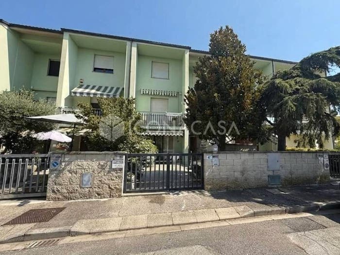 Casa con 6 locali in vendita in Via Carlo Collodi, Montopoli, Montopoli in Val d'Arno