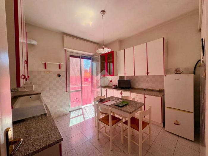 Appartamento trilocale in vendita in Via dei sessanta, Cornigliano, Genova