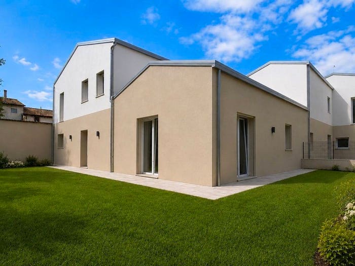 Casa quadrilocale in vendita in Via Francesco Morosini, Centro, Cartigliano