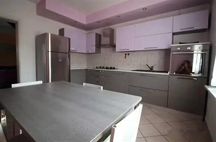 Appartamento con 5 locali in vendita in Via Pomposa, Mesola