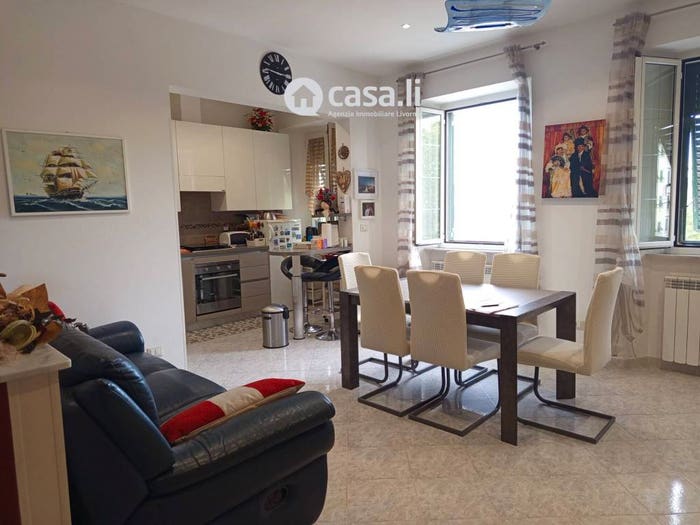 Appartamento trilocale in vendita in Porta a Mare Mazzini, Livorno