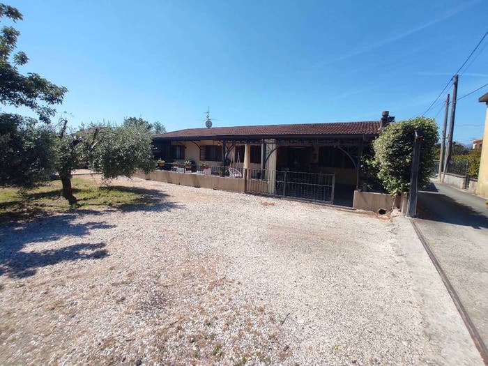 Casa con 5 locali in vendita in Via Dietro Le Mura, Alife