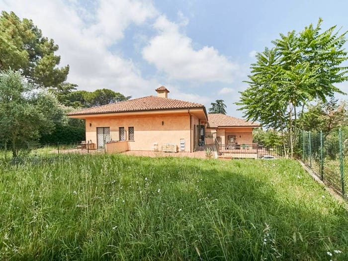 Appartamento bilocale in vendita in Viale Enrico Fermi, Frascati