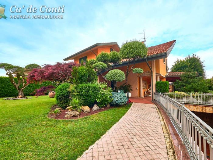 Casa con 5 locali in vendita in Via San Francesco, Cividate al Piano