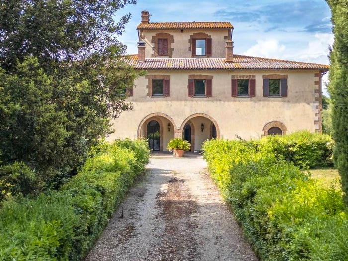 Casa con 6 locali in vendita in Strada Provinciale Maremmana, San Lorenzo Nuovo
