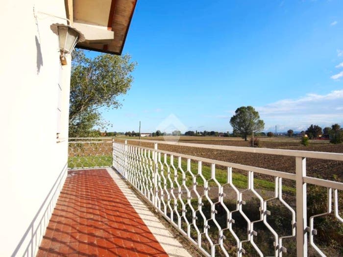 Appartamento quadrilocale in vendita in Via Pilastrino, Calderara di Reno