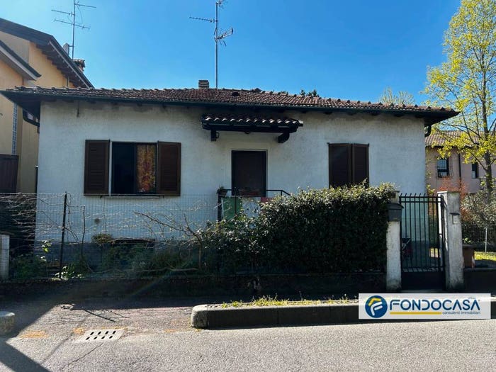 Casa trilocale in vendita in Via San Pietro, Castellazzo Ospiate, Bollate