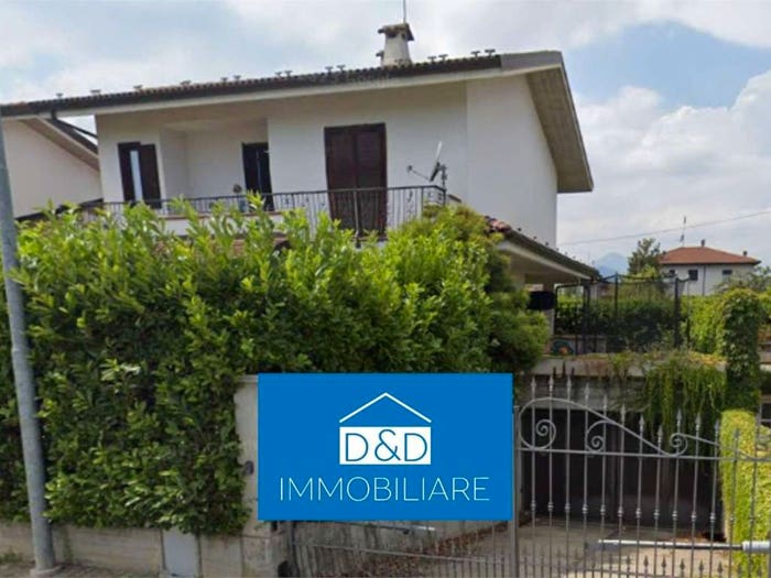 Casa con 5 locali in vendita in Via Monte Matto, Centro, Borgo San Dalmazzo