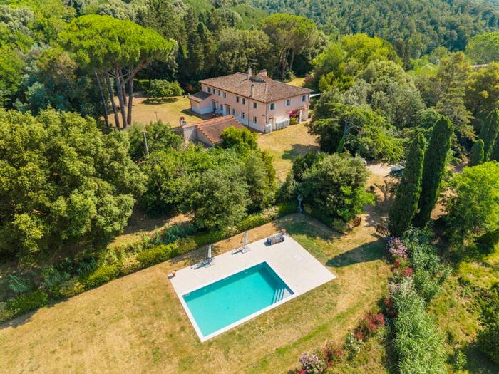 Casa con 6 locali in vendita in Via delle Macchie, Fauglia