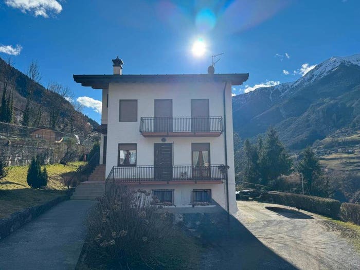 Appartamento quadrilocale in vendita in VIA MATTEOTTI, Centro, Ardesio