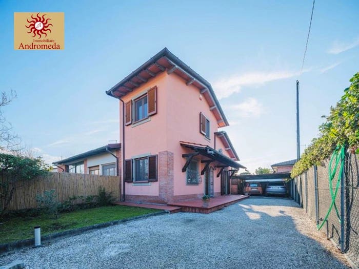 Casa con 5 locali in vendita in Via Scassi Carli, Centro, Forte dei Marmi