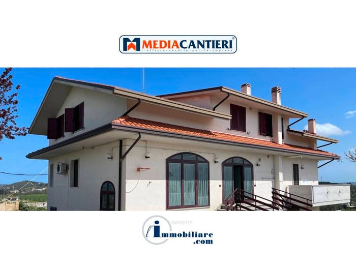 Appartamento trilocale in vendita in Contrada Colle di Giogio, Moscufo