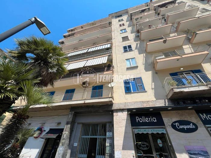 Appartamento bilocale in vendita in Viale di Augusto, Fuorigrotta, Napoli