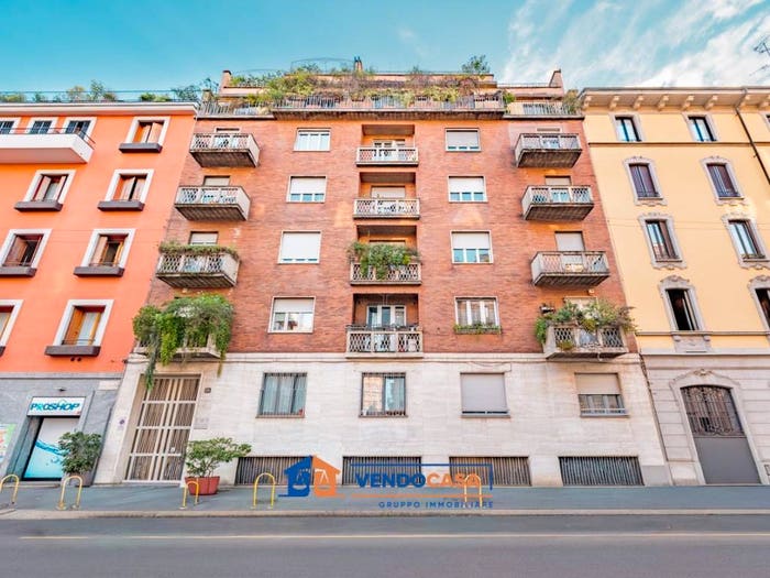 Appartamento bilocale in vendita in Via Francesco Londonio, Paolo Sarpi, Milano