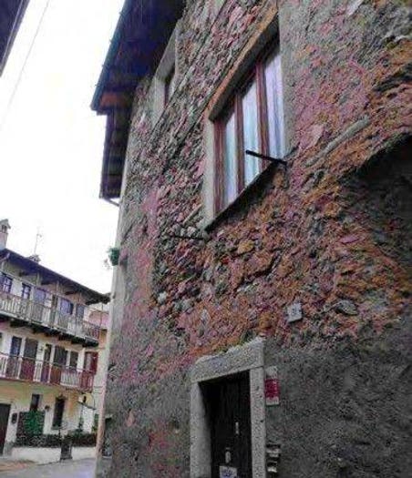 Appartamento in vendita in Via Rinaldi Gio Batta, Besano