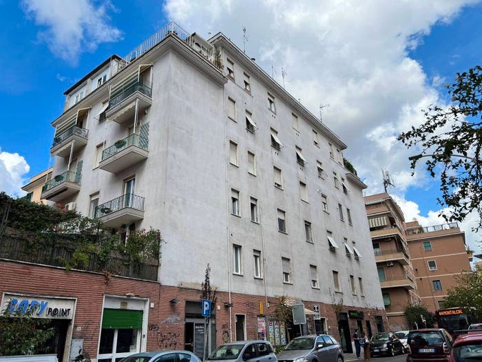 Appartamento quadrilocale in vendita in Via Edoardo Jenner, Colli Portuensi Casaletto, Roma