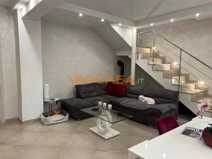 Casa trilocale in vendita in Via Roma, Centro, Costa di Mezzate