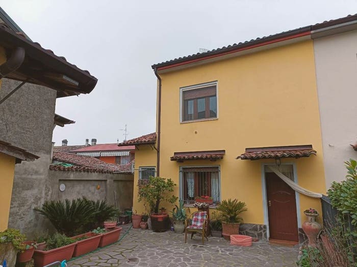 Casa con 5 locali in vendita in Via Cortella, Centro, Genivolta